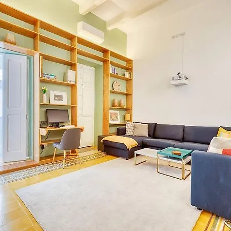Homestay Townhouse With Terrace And Pool ! Senglea