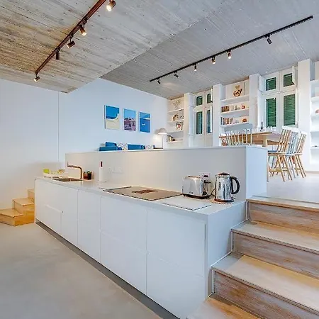 Townhouse With Terrace And Pool ! *